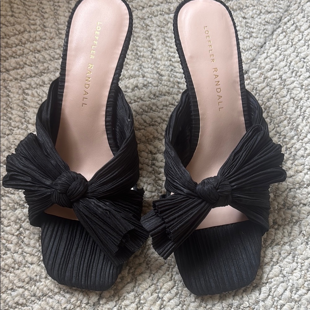 Loeffler Randall Women's Black Bow Sandals